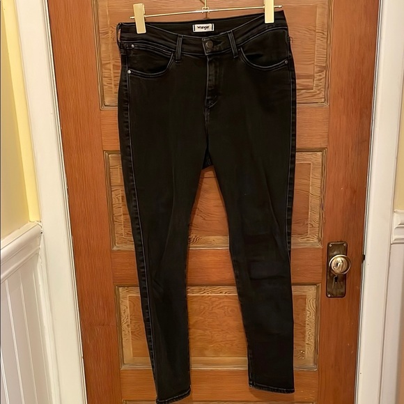 Wrangler Women's Black Jeans High Rise W30 L30 - Picture 1 of 5
